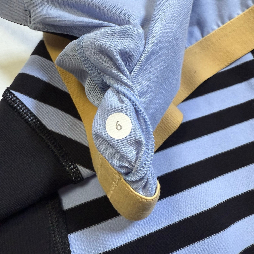 LULULEMON Top Women Size 6 Small Sea Stripe Polar Haze Black Work It Out Tank - Picture 10 of 12
